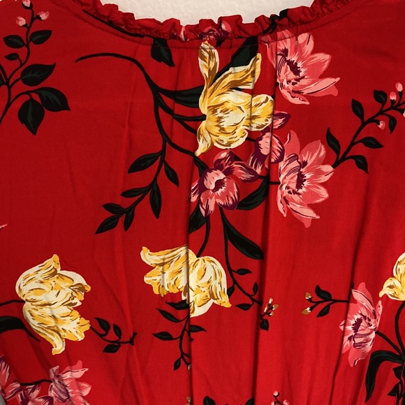 Red Floral MIDI V-Neck Dress - Picture 3 of 3